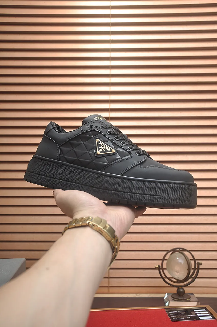 Men's shoes 💰580💶【PRADA】Top original, new season, high quality original goods, top imported calfskin with original imported glue, imported cowhide inside with original cowhide feet, original outsole! Quality guaranteed! Code 38-45 (45 customized)
